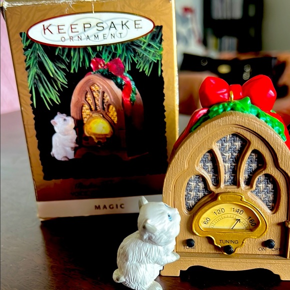Other - Keepsake ornament radio news Phlash voice sound and light